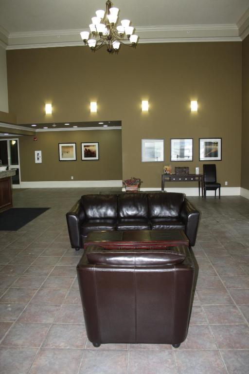 Lakeview Inns & Suites - Edson Airport West Εξωτερικό φωτογραφία