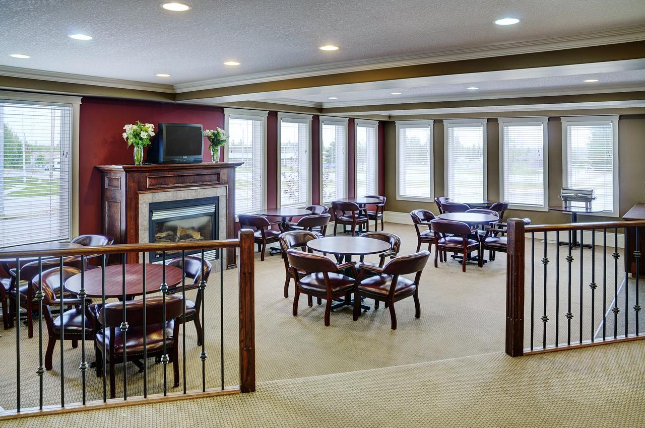 Lakeview Inns & Suites - Edson Airport West Εξωτερικό φωτογραφία